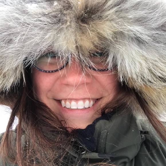 Meet your Posher, Amy - Picture 1 of 1